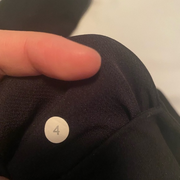 Lululemon mesh leggings - Picture 3 of 3